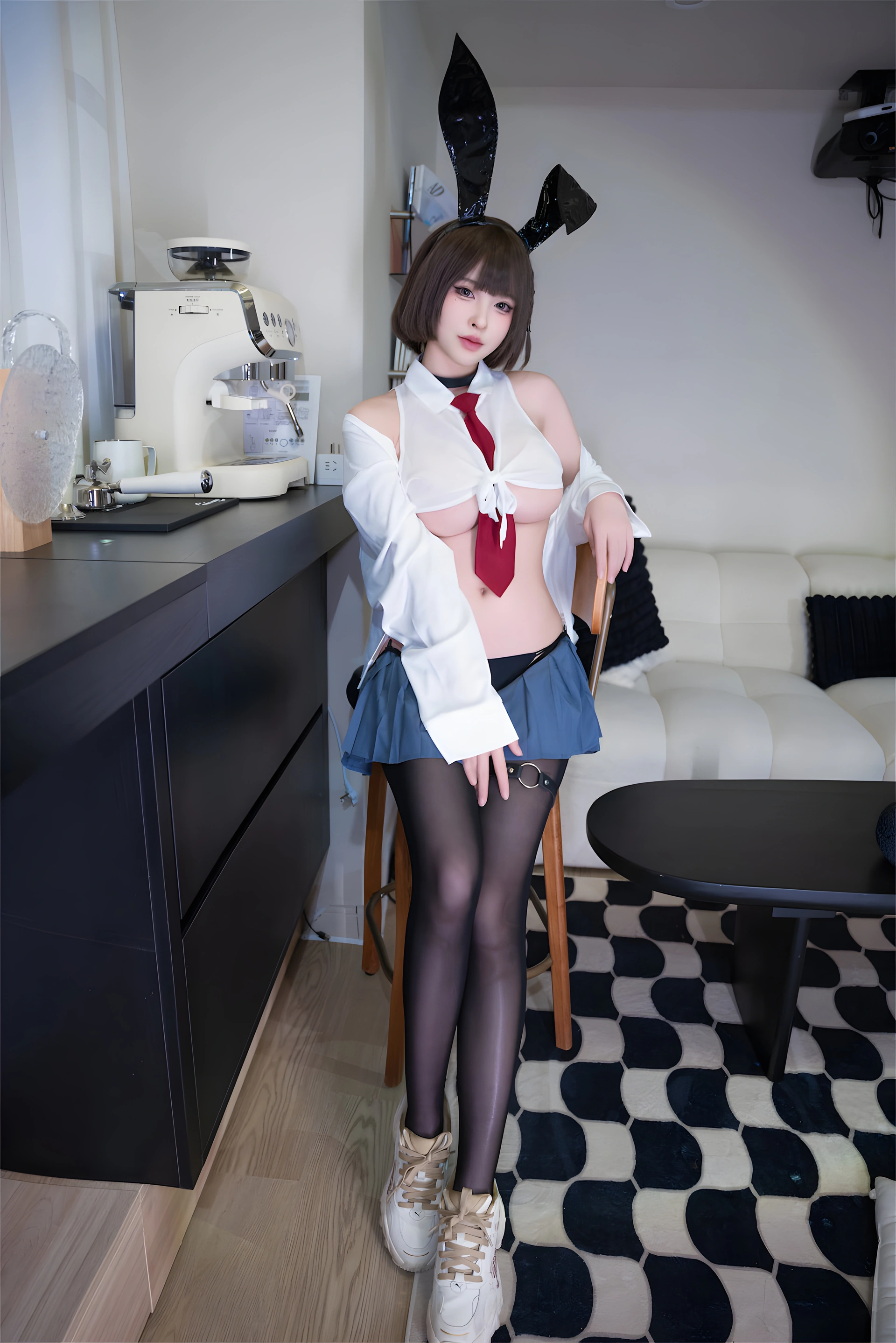 清水由乃 – NO.062 JK兔女郎 2